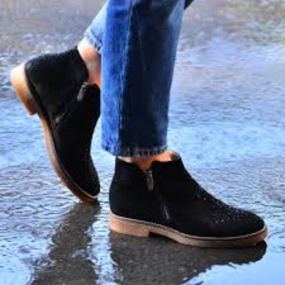 NEW Italeau FOLIANA Waterproof Black Suede Ankle Boots - EU 41 / US 10.5 - Picture 3 of 12